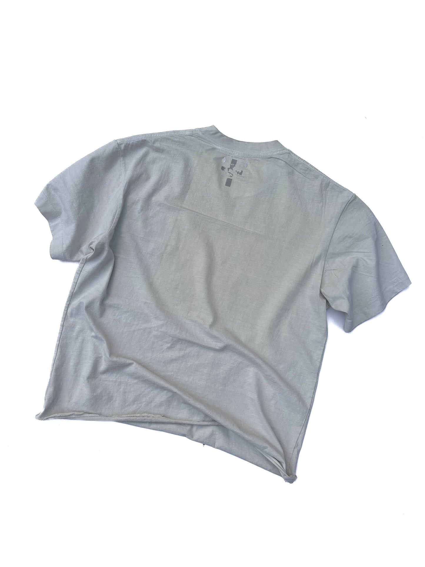 DIRTY WHITE TRIAD BASIC TEE